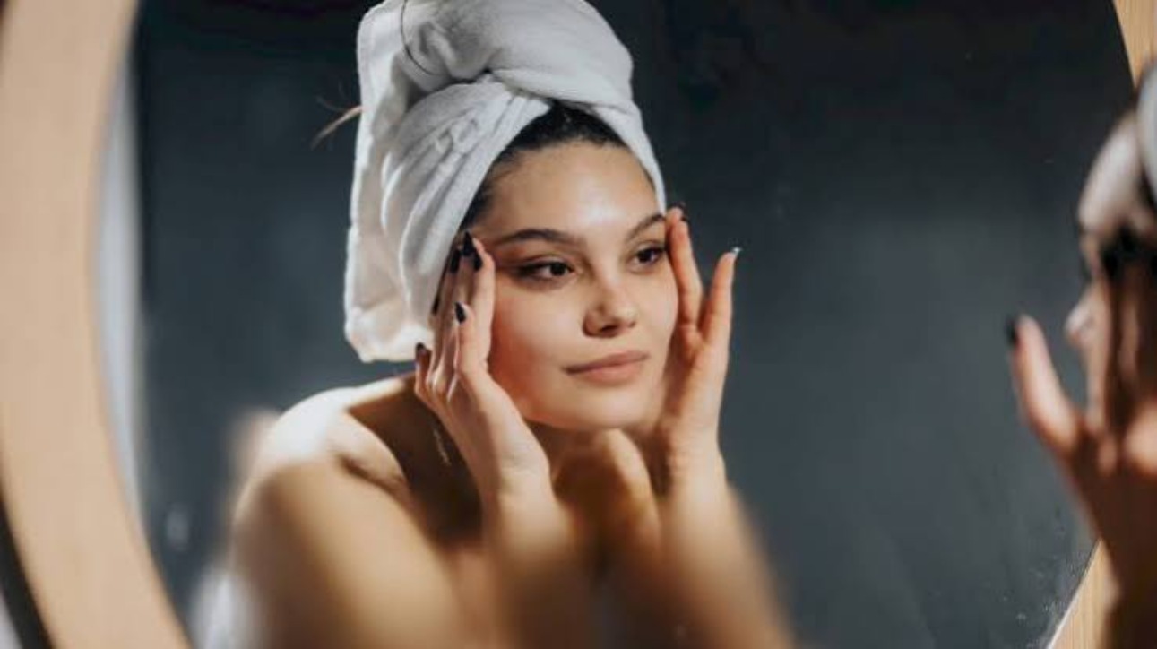 روتین پوستی شب برای داشتن پوستی شفاف